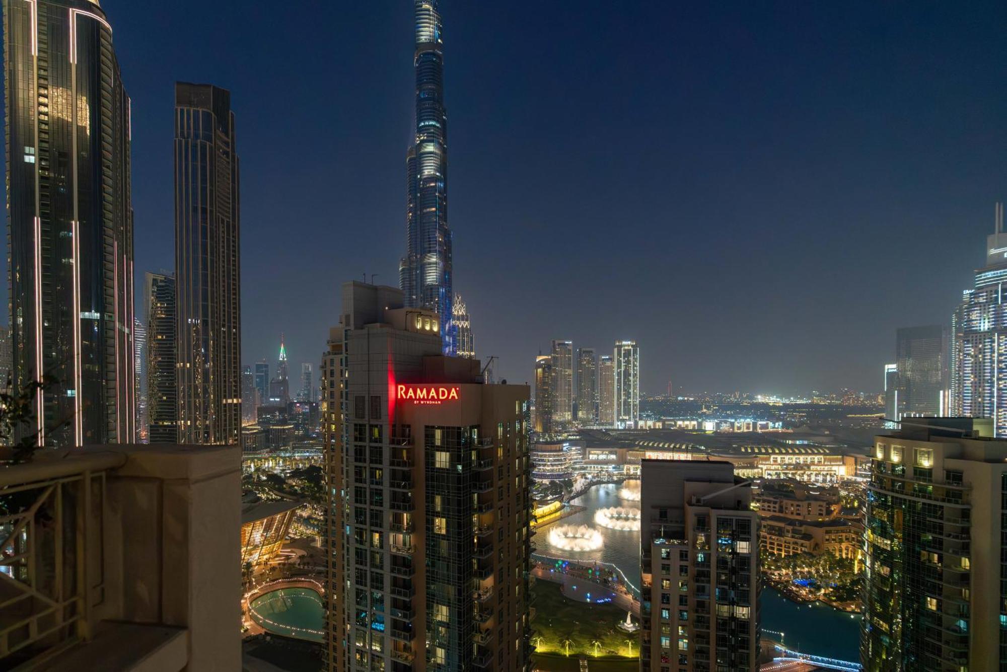 Luxury 2Br Downtown Apt With Burj Khalifa Views Dubai Exterior foto